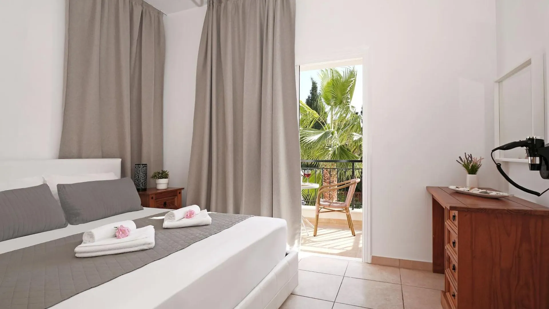 Villa Posidonia - 200M From Sandy Beach Ayia Napa Casa vacanze